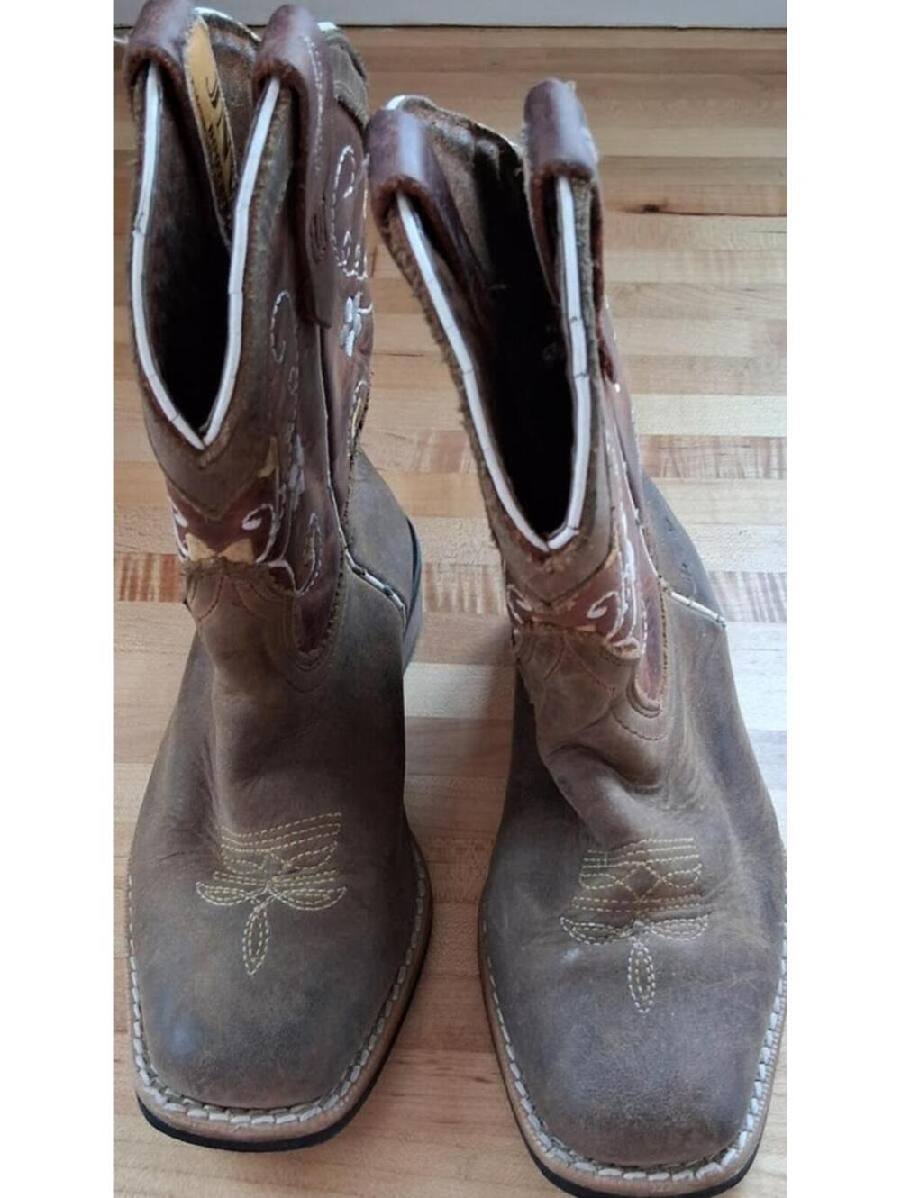 Justin Boots ProRodeo Cowgirl Boots girls 10.5 leather